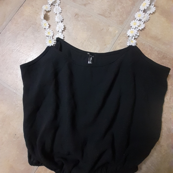 Shirt - Picture 1 of 4